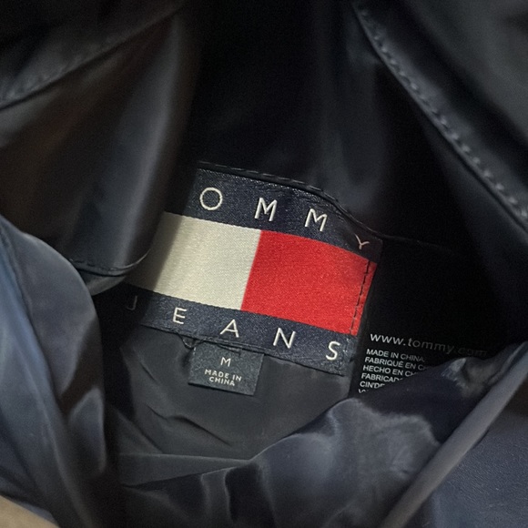 Tommy Jeans 90s Capsule Reversible Flag Print Bomber - Picture 7 of 7